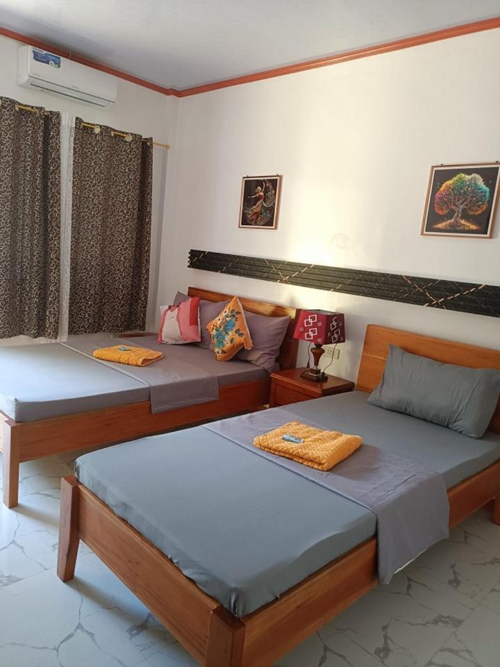 J&J Tourist Inn Bohol Eksteriør bilde