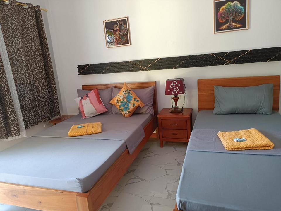 J&J Tourist Inn Bohol Eksteriør bilde