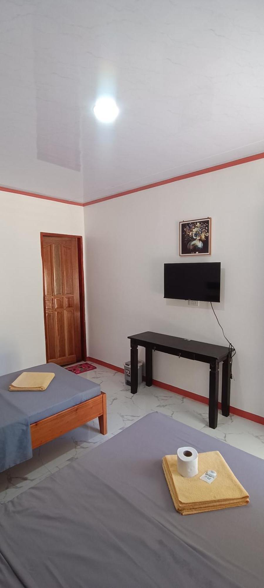 J&J Tourist Inn Bohol Eksteriør bilde