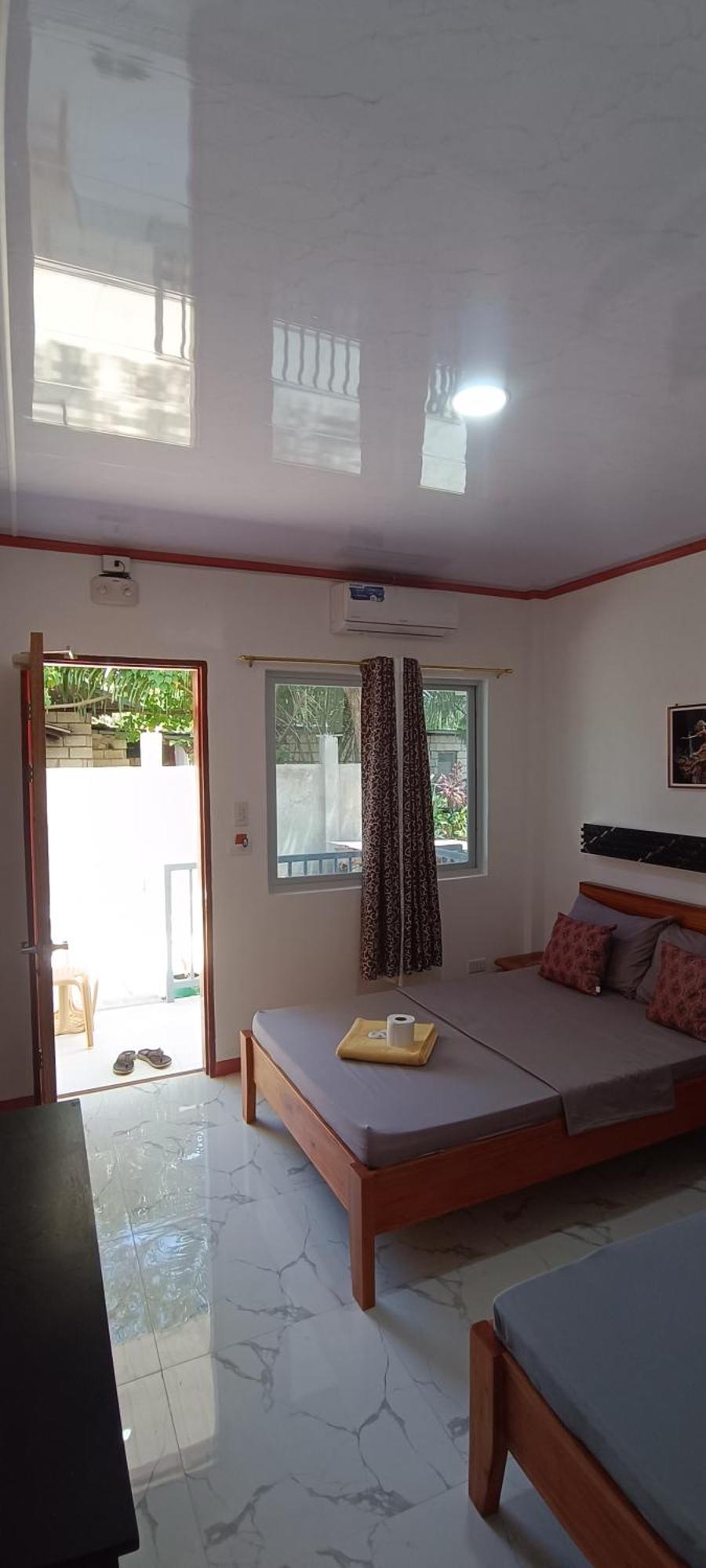 J&J Tourist Inn Bohol Eksteriør bilde